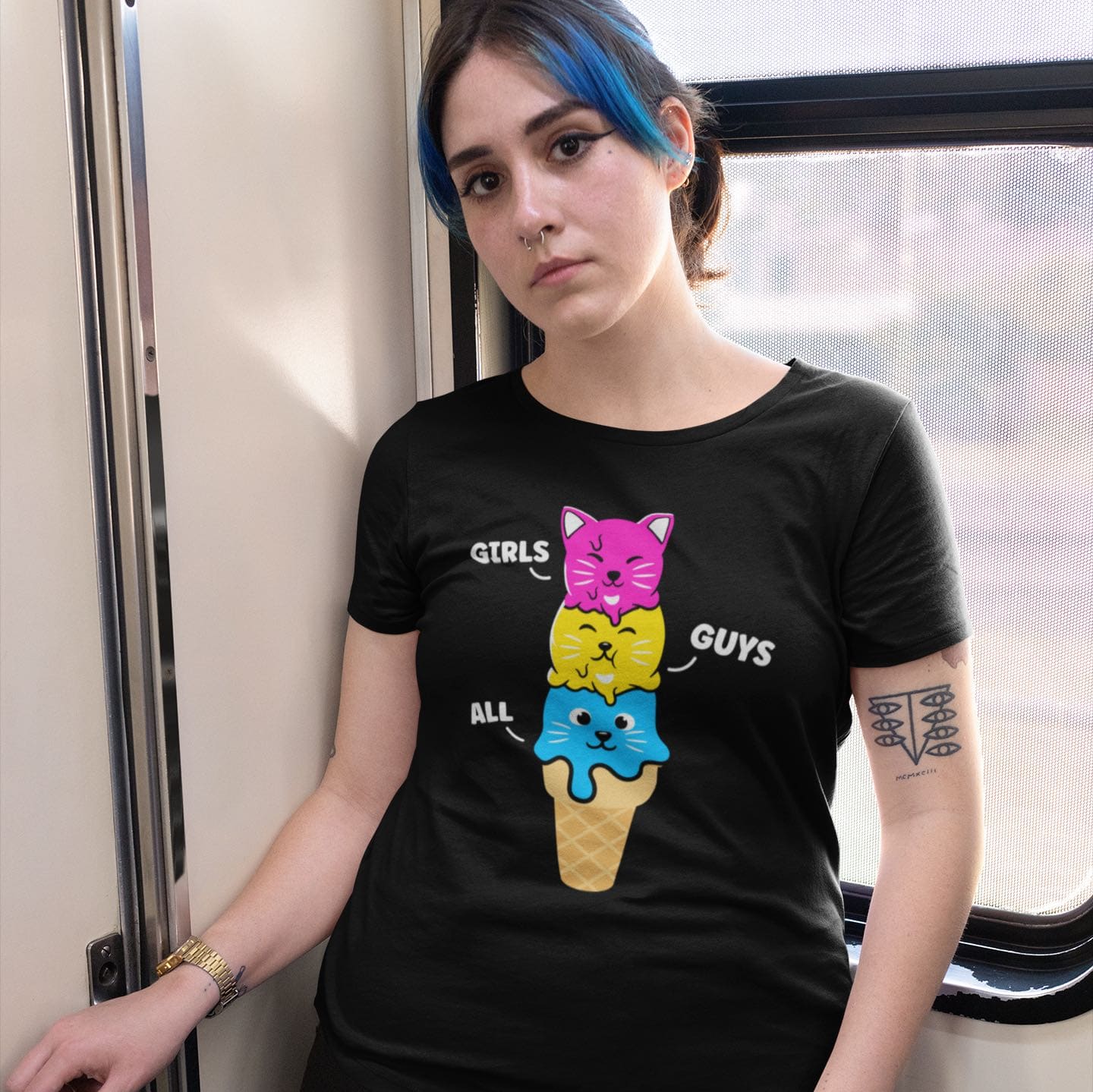 pansexual shirt, funny cute kawaii cats, in use