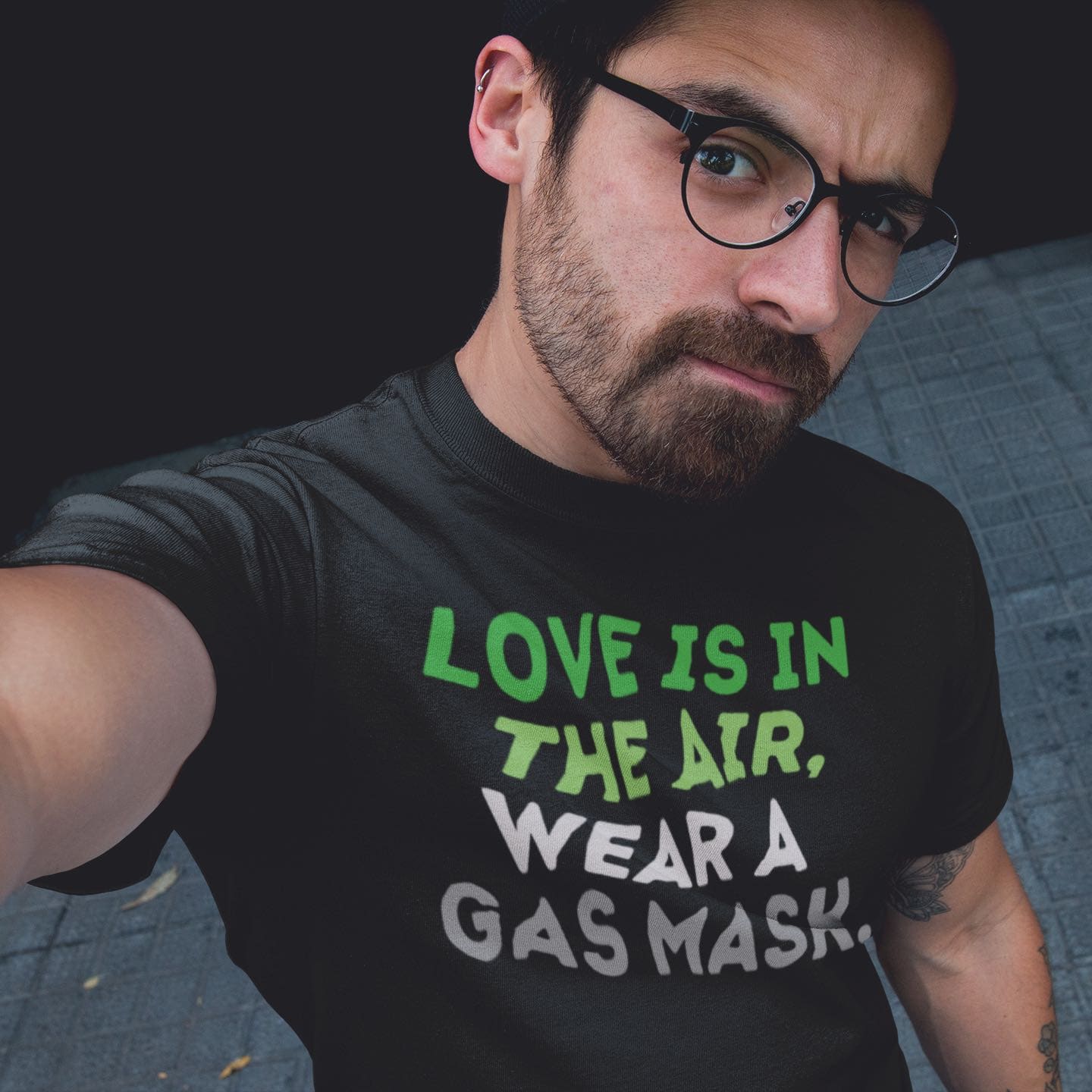 aromantic shirt, funny quote in aro pride colors, in use